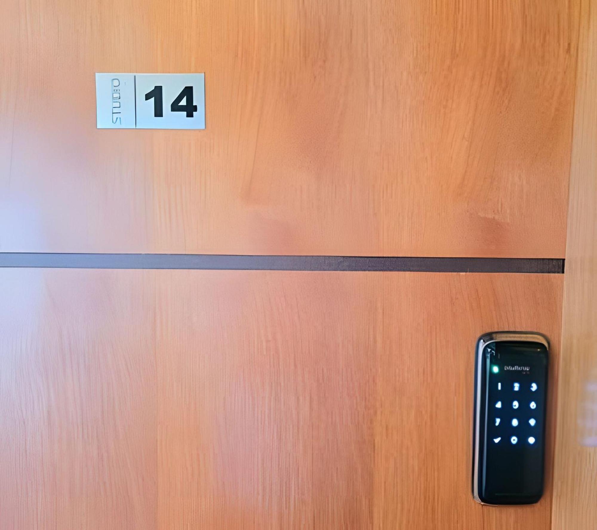Laguna Lofts Apartment *