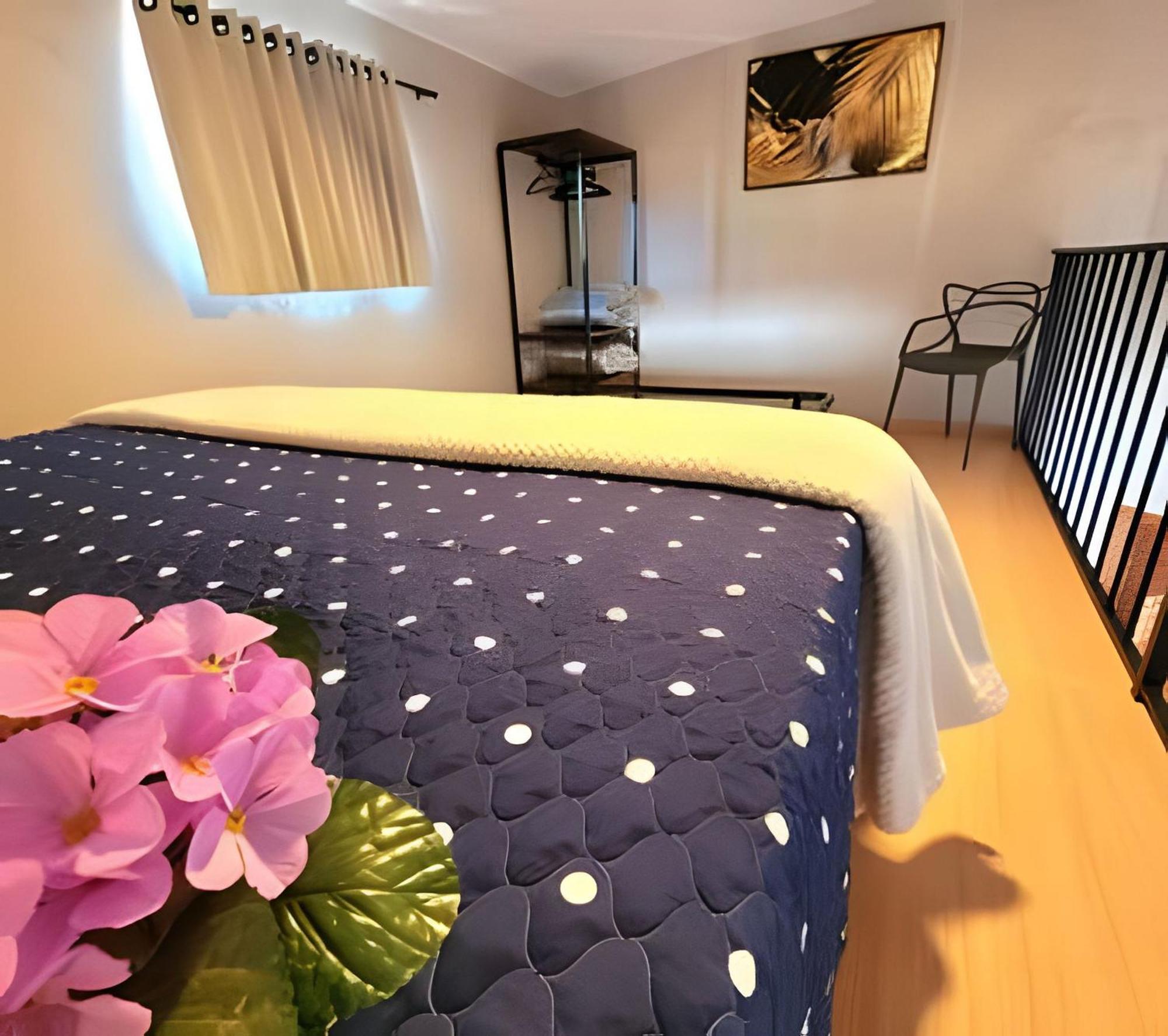 Laguna Lofts Apartment